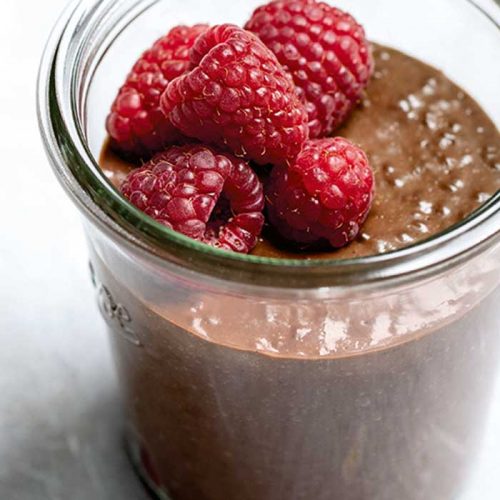 Gluten-free chocolate chia puddings
