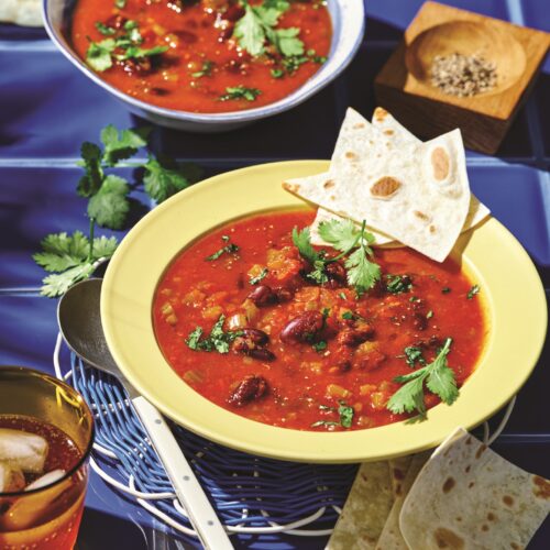 Bean soup with tortillas