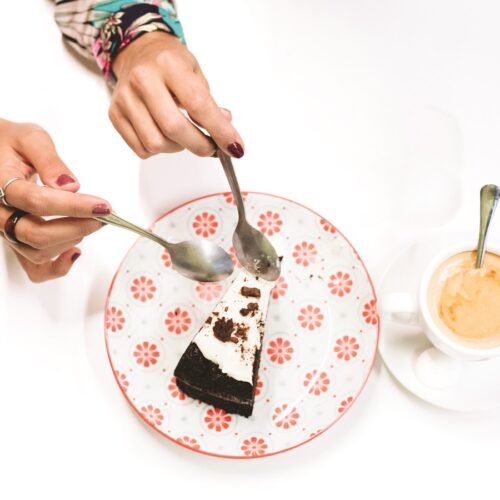 8 tips to prevent overeating