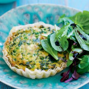 Spinach, pea, salmon and ricotta quiche