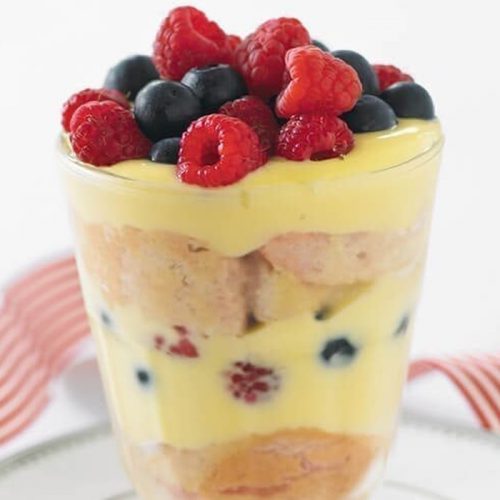 Sherry, berry and custard trifle cups